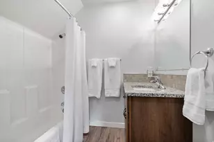 275 N 200 E, Loa, UT 84747 - Photo 23