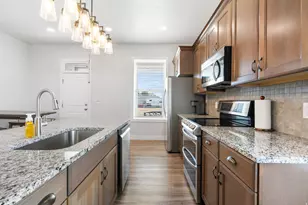275 N 200 E, Loa, UT 84747 - Photo 13