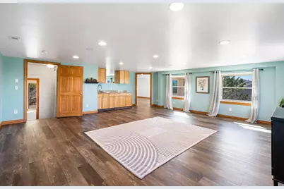 9476 N Avanyu Dr, Cedar Hills, UT 84062 - Photo 21