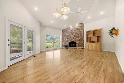 8506 S Willow Creek Dr, Sandy, UT 84093 - Photo 13