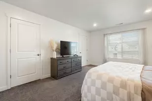 1063 E Dory Boat Rd, Saratoga Springs, UT 84045 - Photo 15