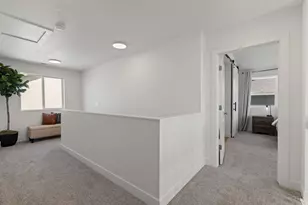 1592 W Parkview Dr, Syracuse, UT 84075 - Photo 21