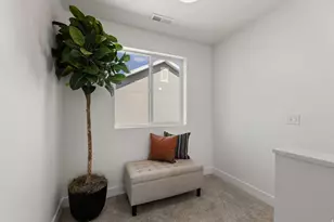 1592 W Parkview Dr, Syracuse, UT 84075 - Photo 19