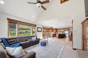 1922 N 1550 E, Provo, UT 84604 - Photo 9