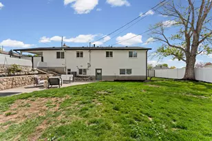 1019 E 400 N, Bountiful, UT 84010 - Photo 29