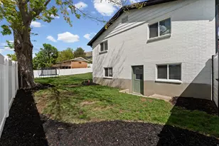 1019 E 400 N, Bountiful, UT 84010 - Photo 27