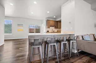2504 N Knights Ln, Layton, UT 84041 - Photo 9