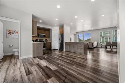2504 N Knights Ln, Layton, UT 84041 - Photo 3