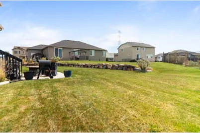 9024 N Cornwall Way, Eagle Mountain, UT 84005 - Photo 27