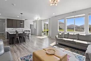 9024 N Cornwall Way, Eagle Mountain, UT 84005 - Photo 3