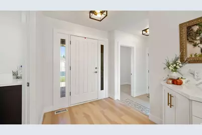 1325 W Park Meadows Dr, Mapleton, UT 84664 - Photo 7