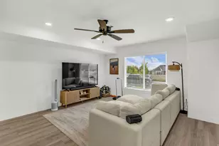 1402 N Mdw Ln, Spanish Fork, UT 84660 - Photo 3