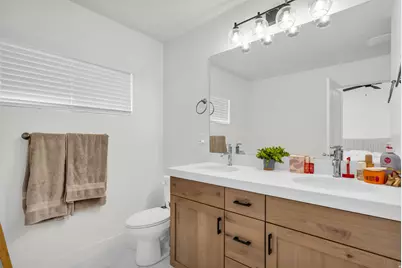 1402 N Meadow Ln, Spanish Fork, UT 84660 - Photo 15