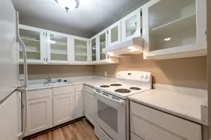 425 S 1000 E, Salt Lake City, UT 84102 - Photo 5