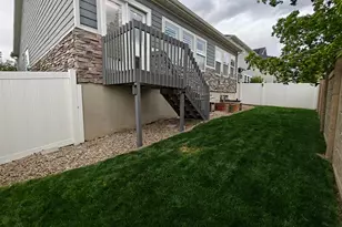 1073 Blackstone Dr, Fruit Heights, UT 84037 - Photo 23