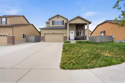 8757 N Jefferson Dr, Eagle Mountain, UT 84005 - Photo 33