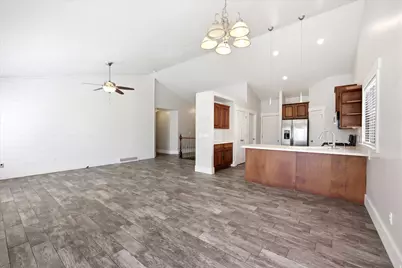 7884 N Ruby Valley Dr, Eagle Mountain, UT 84005 - Photo 7