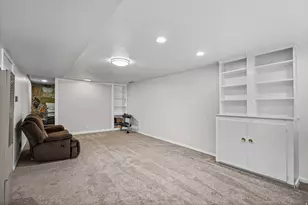 481 E 550 S, Bountiful, UT 84010 - Photo 27
