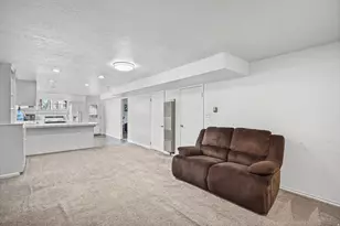 481 E 550 S, Bountiful, UT 84010 - Photo 25