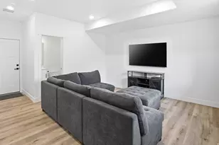1298 E 1640 S, Ogden, UT 84404 - Photo 7