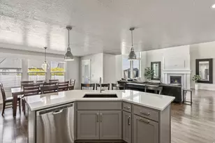 4272 N 400 W, Lehi, UT 84043 - Photo 17