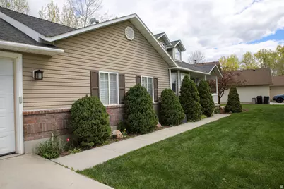 320 S 100 W, Malad City, ID 83252 - Photo 13