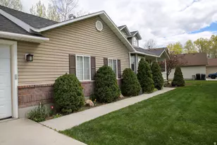 320 S 100 W, Malad City, ID 83252 - Photo 13