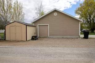 320 S 100 W, Malad City, ID 83252 - Photo 25
