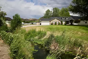 320 S 100 W, Malad City, ID 83252 - Photo 5