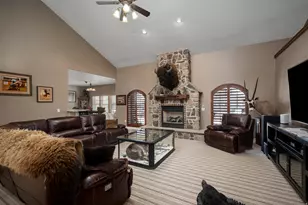 1829 W Heritage Ranch Dr N, Farr West, UT 84404 - Photo 31