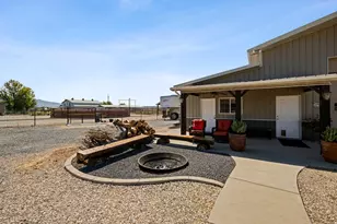 1829 W Heritage Ranch Dr N, Farr West, UT 84404 - Photo 9
