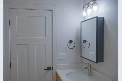 190 E 625 S, Hyde Park, UT 84318 - Photo 23
