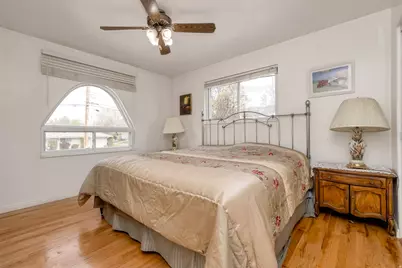 1860 E Spring Ln S, Holladay, UT 84117 - Photo 13