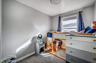 7891 N Wycliffe Way, Eagle Mountain, UT 84005 - Photo 17
