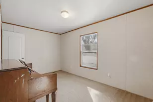 2875 N Hill Rd, Layton, UT 84041 - Photo 11