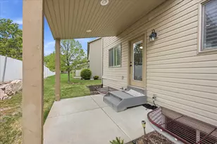 1805 W 5050 S, Roy, UT 84067 - Photo 19
