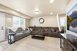 1805 W 5050 S, Roy, UT 84067 - Photo 3
