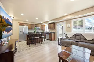 1805 W 5050 S, Roy, UT 84067 - Photo 7
