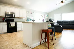 1013 W 3000 N, Pleasant View, UT 84414 - Photo 13
