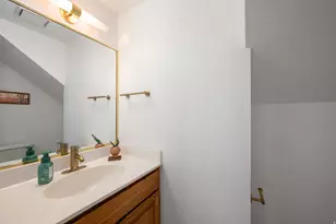 1365 E Fort Pierce Dr, Saint George, UT 84790 - Photo 31