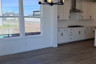 3317 S Zigzag Heron Dr, Saratoga Springs, UT 84045 - Photo 11