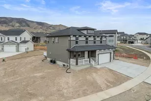 3317 S Zigzag Heron Dr, Saratoga Springs, UT 84045 - Photo 5