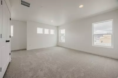 5233 S Paramount Dr, Riverdale, UT 84405 - Photo 29