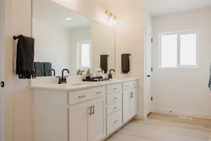 5233 S Paramount Dr, Riverdale, UT 84405 - Photo 27