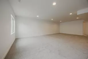 5233 S Paramount Dr, Riverdale, UT 84405 - Photo 33