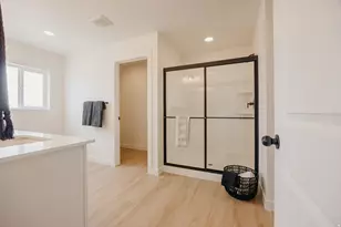 5233 S Paramount Dr, Riverdale, UT 84405 - Photo 25