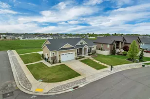 919 E 2050 N, North Ogden, UT 84414 - Photo 47
