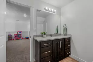 826 W Walnut Bark Ln, Mapleton, UT 84664 - Photo 25
