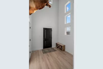 826 W Walnut Bark Ln, Mapleton, UT 84664 - Photo 3