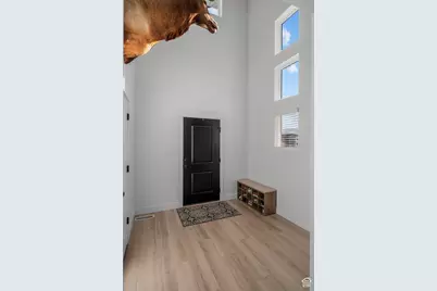 826 W Walnut Bark Ln, Mapleton, UT 84664 - Photo 5